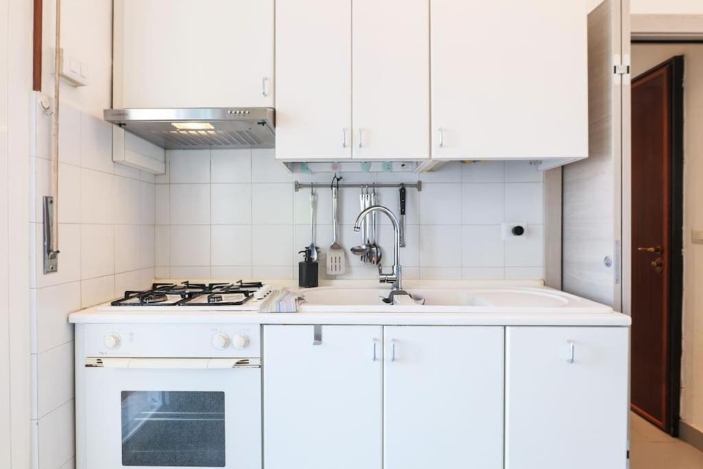 Apartament Primopiano - Clitumno Mediolan Zewnętrze zdjęcie